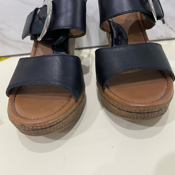 B.O.C Born Concept Alondra Women's Black Leather Wedge Sandals Size 7 - Picture 10 of 16